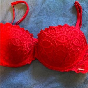 PINK very sexy push up bra